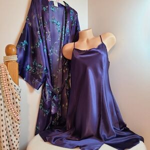 New VTG Delicates Silky Satin Babydoll Chemise & Robe Set Size XL Purple